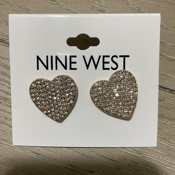HEART SHAPE EARRINGS ♥️♥️ - Picture 3 of 3